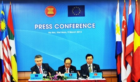 Hội nghị Bộ trưởng Kinh tế ASEAN lần thứ 19 kết thúc tốt đẹp - ảnh 1